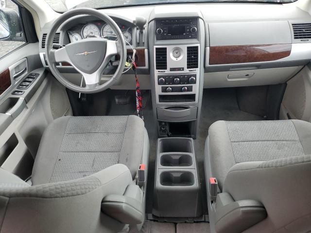 2010 Chrysler Town & Country Touring