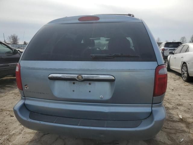 2006 Chrysler Town & Country