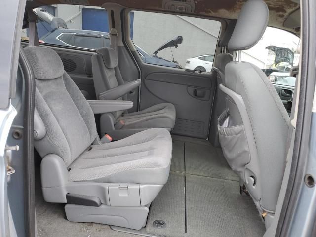 2005 Chrysler Town & Country Touring