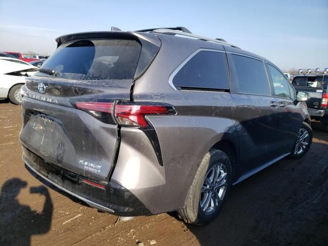 2022 Toyota Sienna Limited