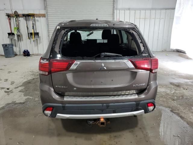 2016 Mitsubishi Outlander SE