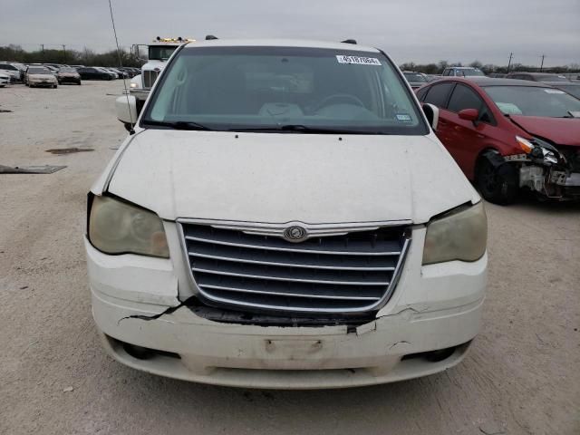 2010 Chrysler Town & Country Touring