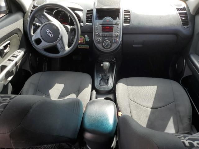 2011 KIA Soul +