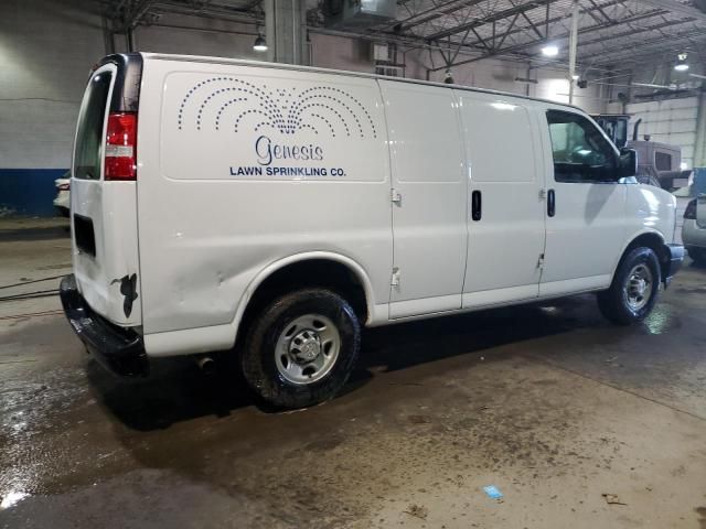 2017 Chevrolet Express G2500