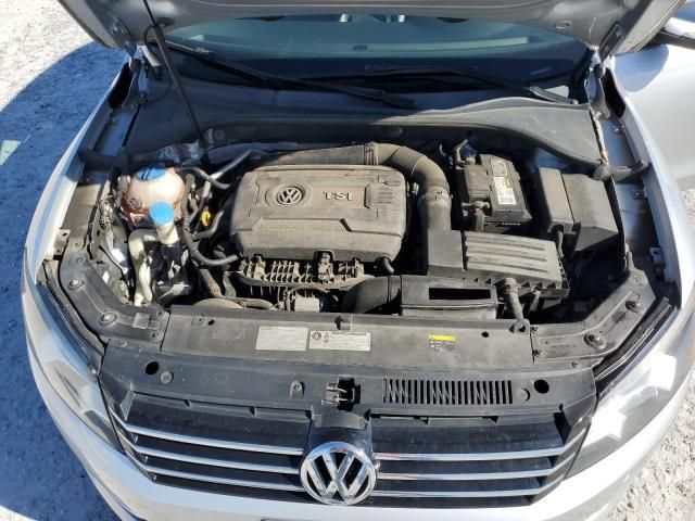 2015 Volkswagen Passat S