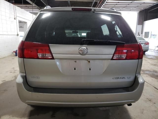 2005 Toyota Sienna CE