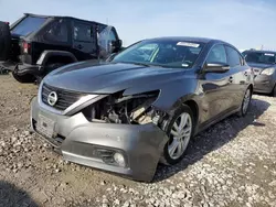 Salvage cars for sale from Copart Cahokia Heights, IL: 2017 Nissan Altima 3.5SL