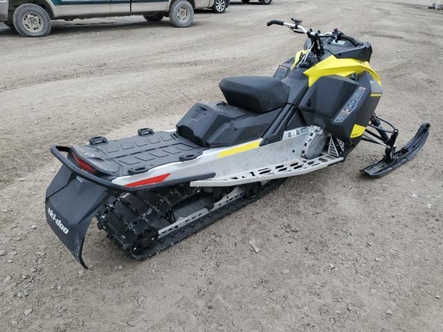 2022 Skidoo Snowmobile