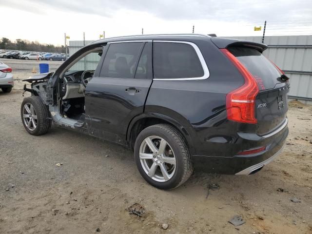 2020 Volvo XC90 T6 Momentum