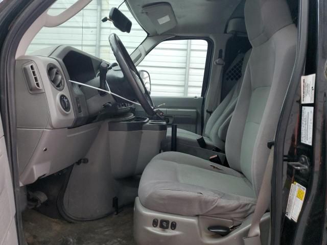 2012 Ford Econoline E350 Super Duty Van