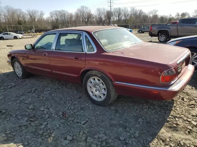 2001 Jaguar XJ8