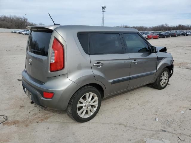 2013 KIA Soul +