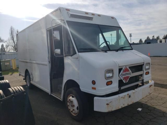 1999 Freightliner Chassis M Line WALK-IN Van