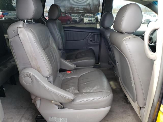 2006 Toyota Sienna XLE