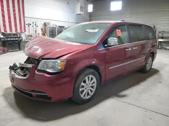 2016 Chrysler Town & Country Limited Platinum