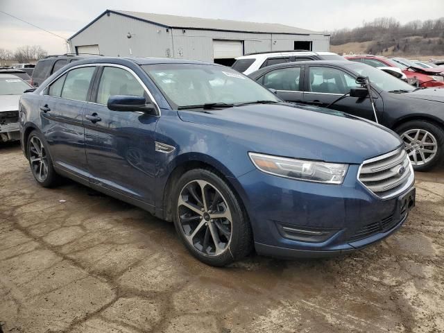 2016 Ford Taurus SEL