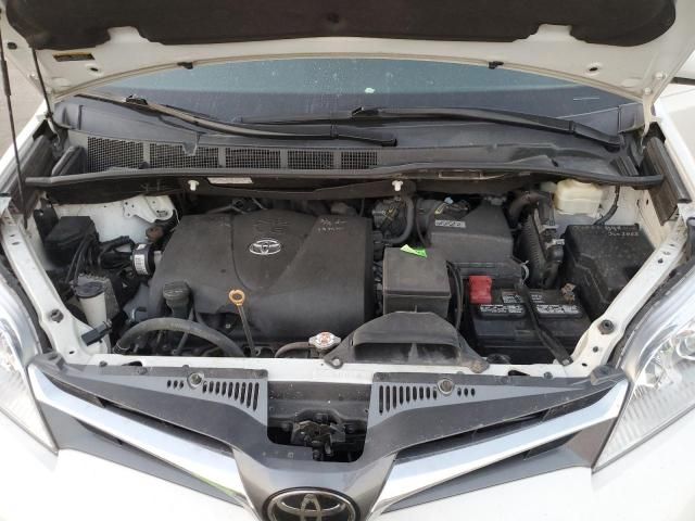 2018 Toyota Sienna XLE