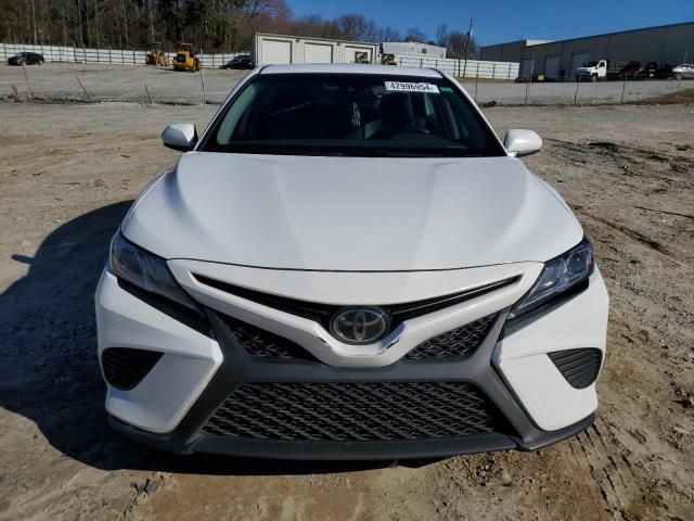 2020 Toyota Camry SE