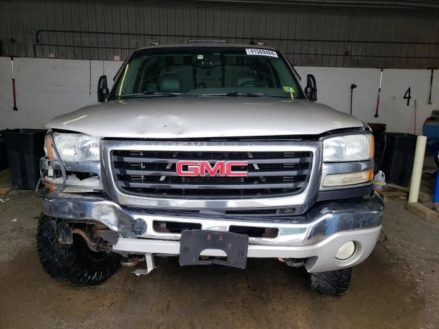 2004 GMC Sierra K2500 Heavy Duty