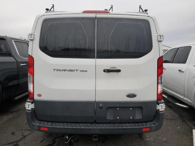 2018 Ford Transit T-250