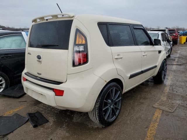 2011 KIA Soul +