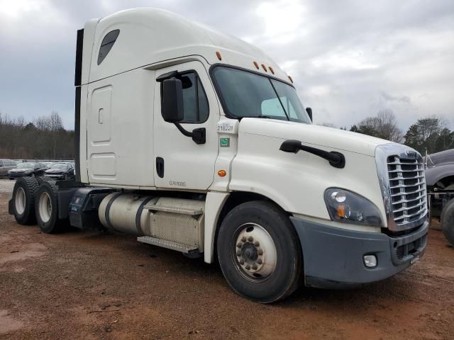 2019 Freightliner Cascadia 125