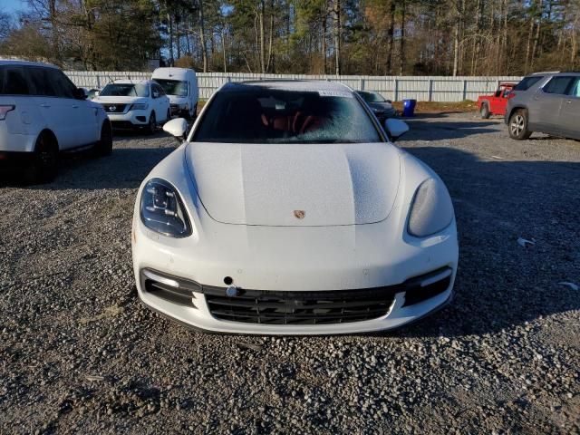 2018 Porsche Panamera 4