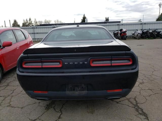 2015 Dodge Challenger SXT