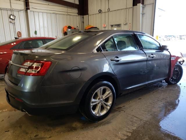 2017 Ford Taurus SE