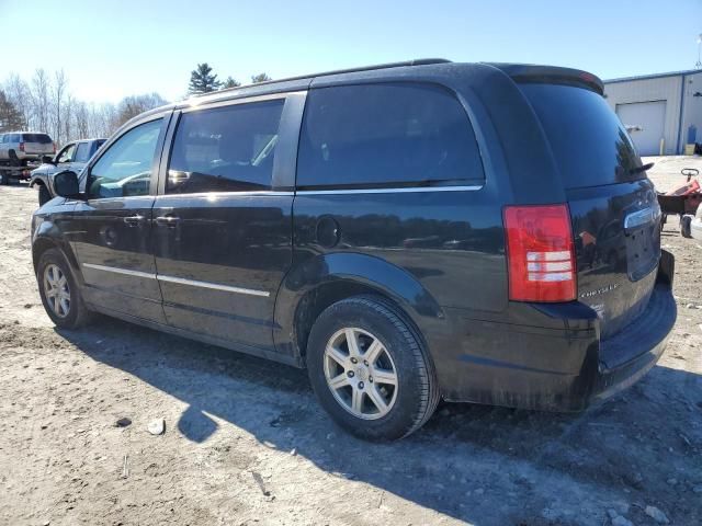 2010 Chrysler Town & Country Touring