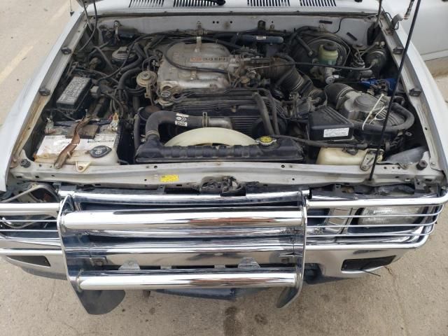 1992 Toyota Pickup 1/2 TON Extra Long Wheelbase SR5