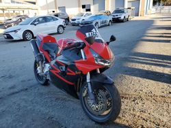 Motos salvage sin ofertas aún a la venta en subasta: 2002 Honda CBR900 RR