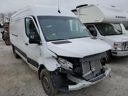 Camiones salvage para piezas a la venta en subasta: 2023 Mercedes-Benz Sprinter 2500