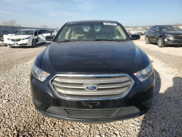 2016 Ford Taurus SEL