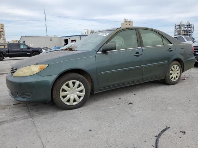 2005 Toyota Camry LE