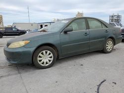 Carros salvage sin ofertas aún a la venta en subasta: 2005 Toyota Camry LE