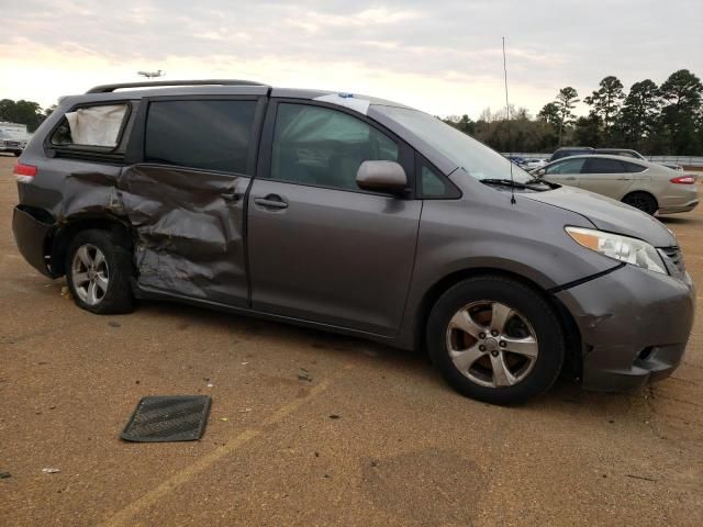 2012 Toyota Sienna LE