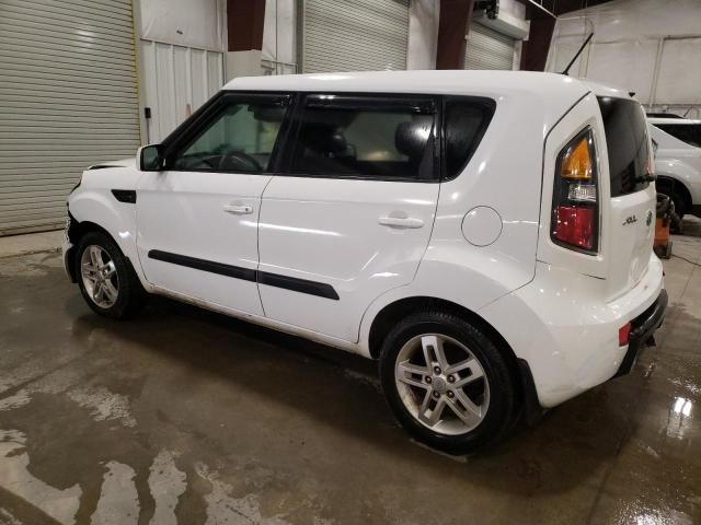 2011 KIA Soul +