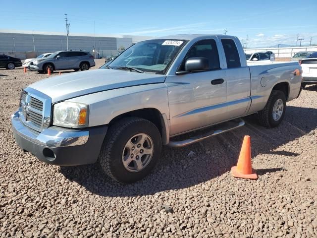 2005 Dodge Dakota SLT