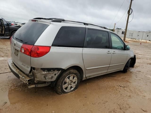 2006 Toyota Sienna XLE