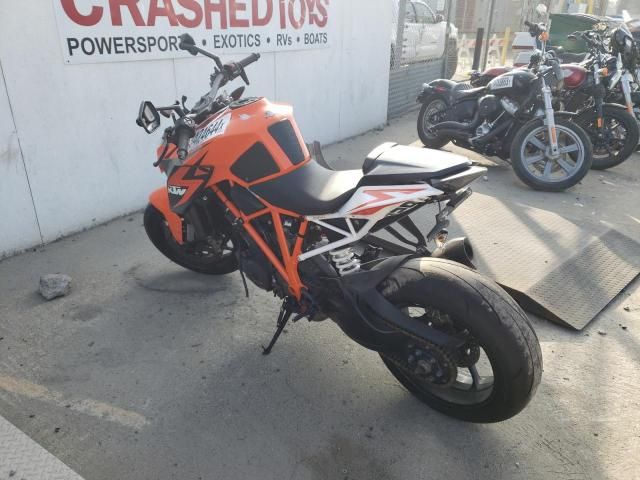 2015 KTM 1290 Super Duke R