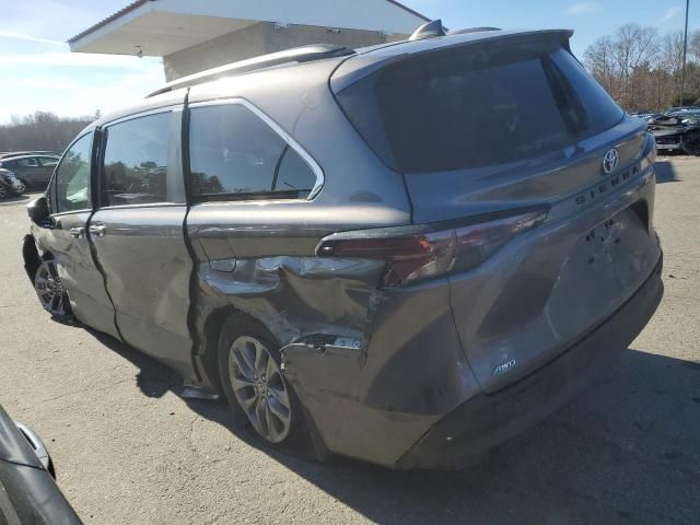 2023 Toyota Sienna XLE