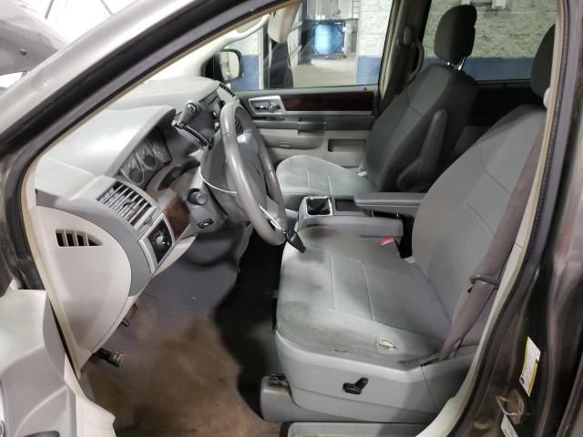 2010 Chrysler Town & Country Touring