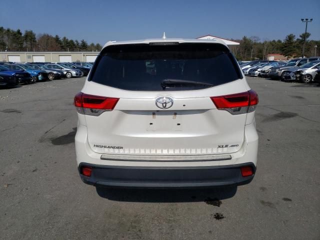 2018 Toyota Highlander SE