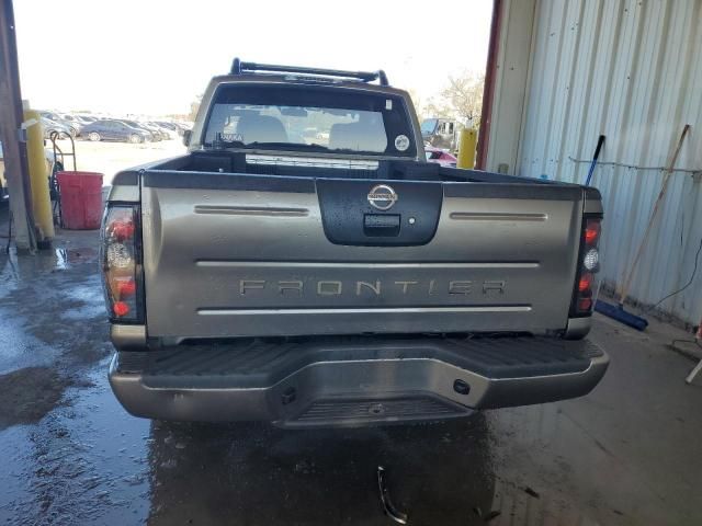 2004 Nissan Frontier Crew Cab XE V6