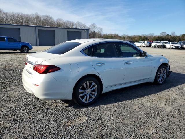 2018 Infiniti Q70 3.7 Luxe