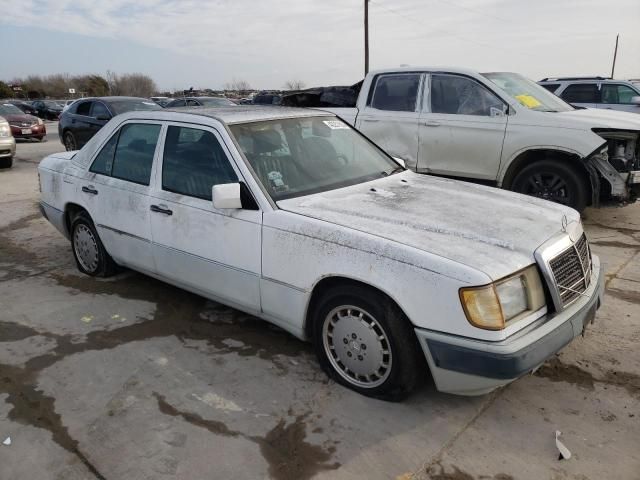 1992 Mercedes-Benz 300 E 2.6