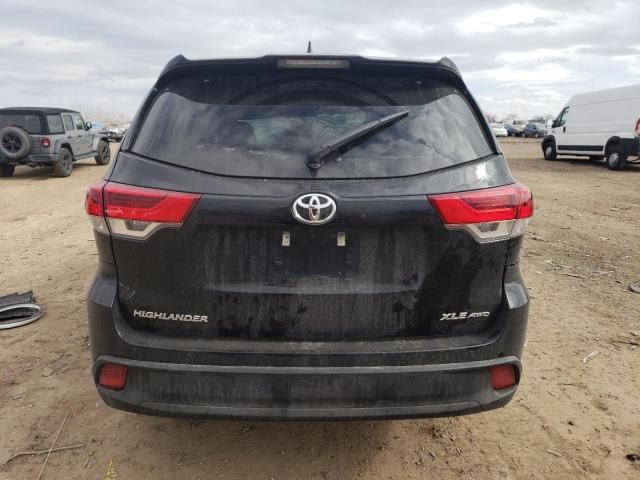 2019 Toyota Highlander SE