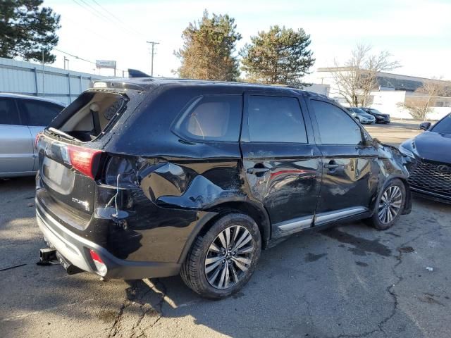 2019 Mitsubishi Outlander SE