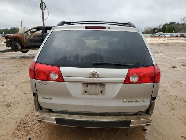 2006 Toyota Sienna XLE